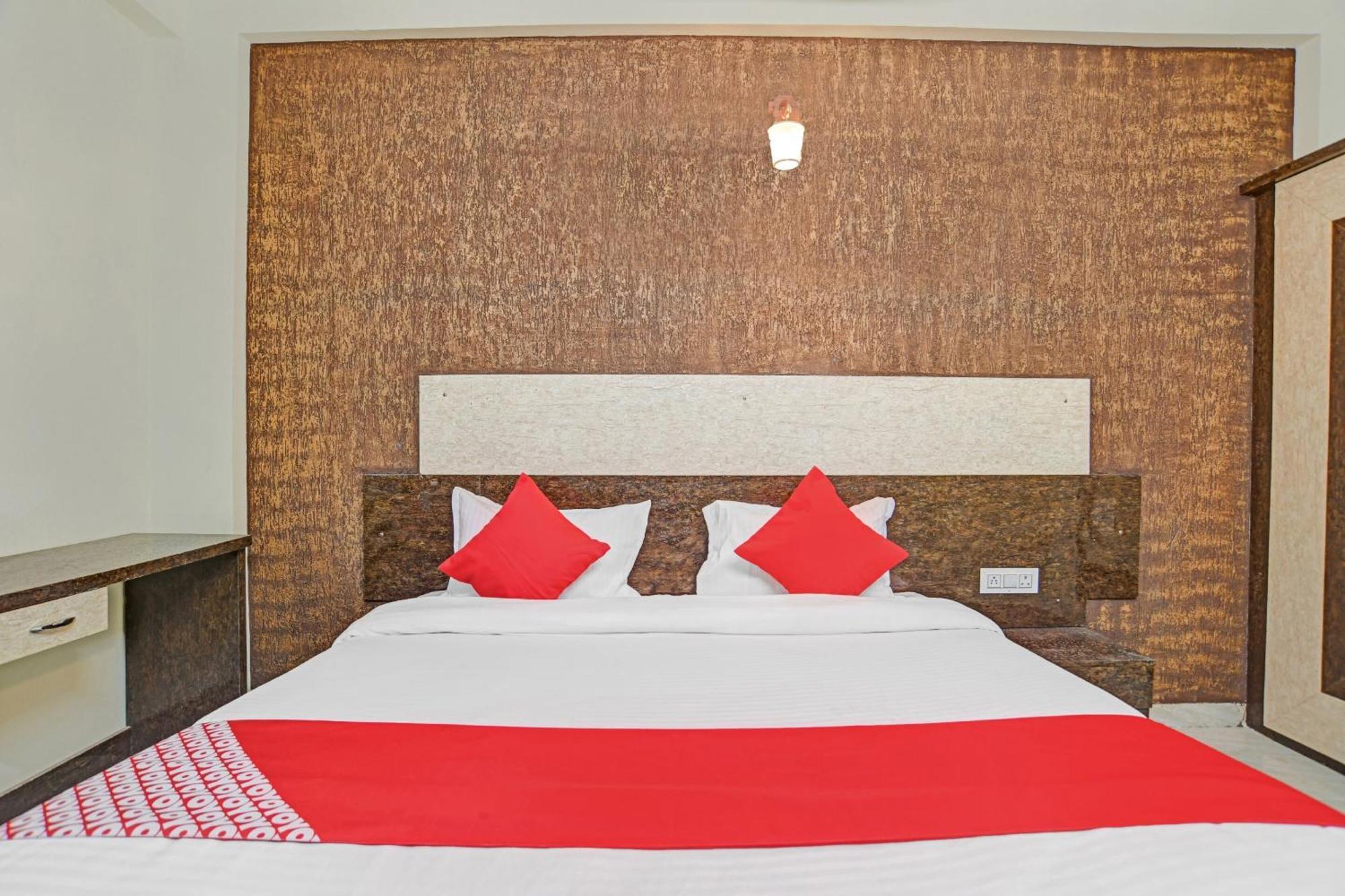 Hotel O Zodiac Indore Exterior photo